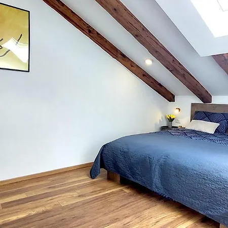 Brand New Centre 2 Póla